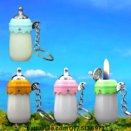 BẬT LỬA MÓC KHÓA HÌNH BÌNH SỮA - XÀI GAS