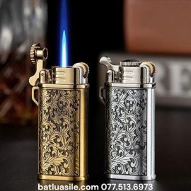 BẬT LỬA KHÒ CHIEF GAS ĐÁ RÃNH TAY HOA VĂN KIM LOẠI - XÀI GAS