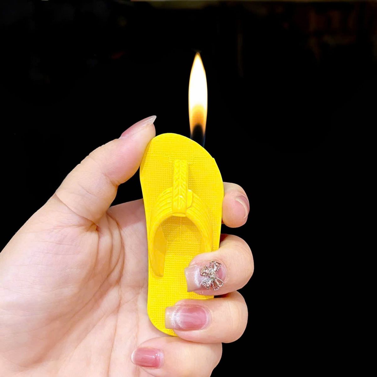 https://batluasile.com/bat-lua-dupont-dai-van-kim-cuong-mau-d-18-xai-ga